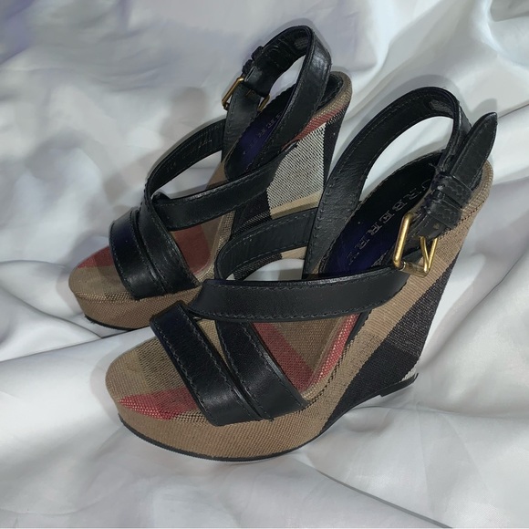 BURBERRY size 35.5 black leather WARLOW nova check STRAPPY PLATFORM SANDALS - Picture 7 of 16